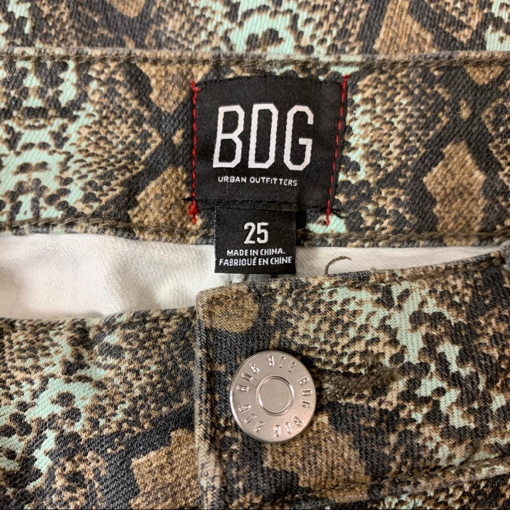 BDG Flared Wide Leg Jeans in Brown Snake Print - Picture 6 of 7